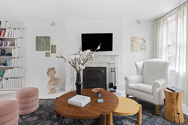 Sold by Compass | media 4