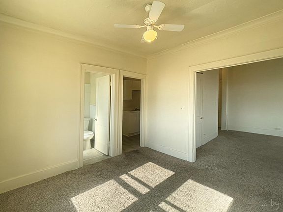 3rd image of 1261 Pennsylvania St
