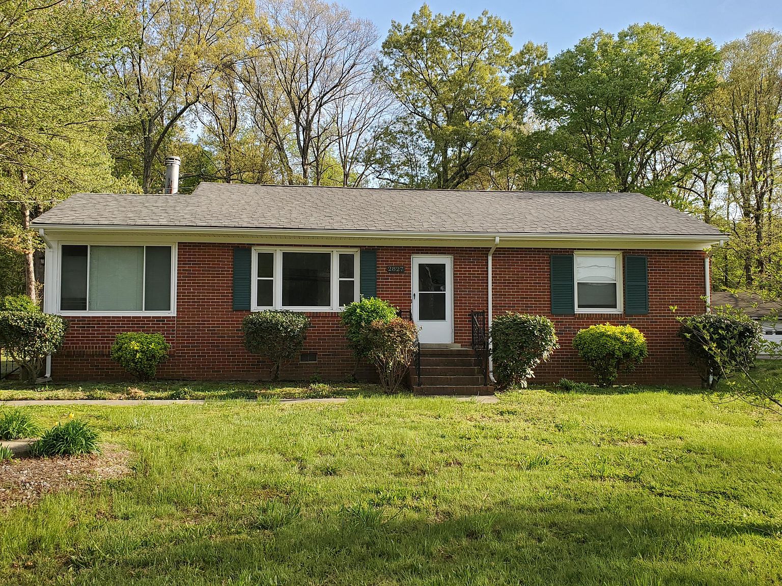2827 Kingsdale Rd, North Chesterfield, VA 23237 Zillow