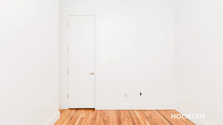 Rented by Nooklyn NYC LLC | media 22