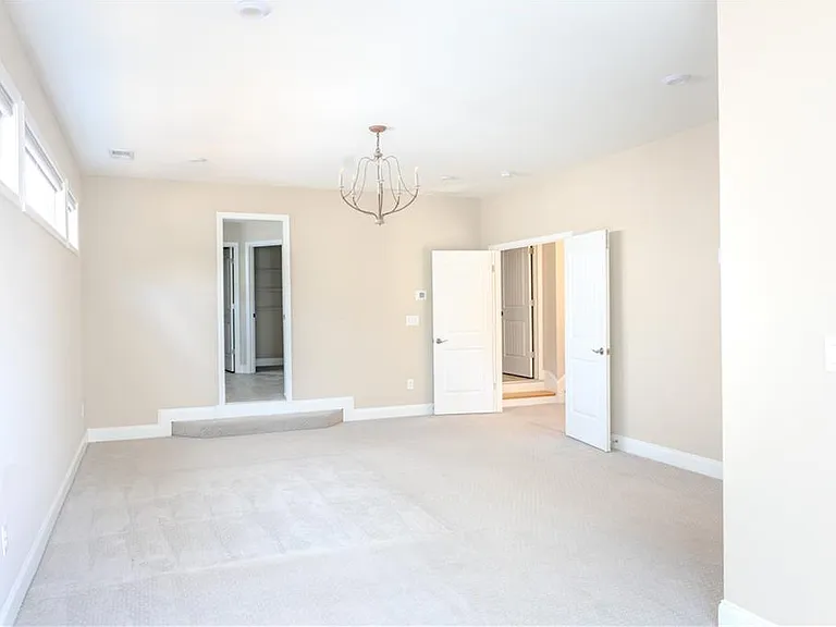 8040 Scenic Ridge Way — Photo 28