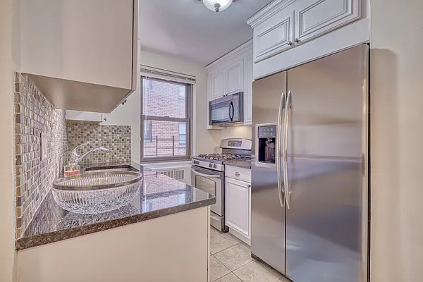 Sold by Platinum Properties | media 20