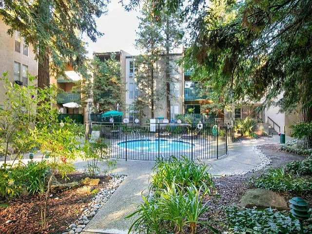 1236 Walker Ave #312 — Photo 4