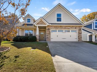 211 Henrydale Dr, Easley, SC 29642
