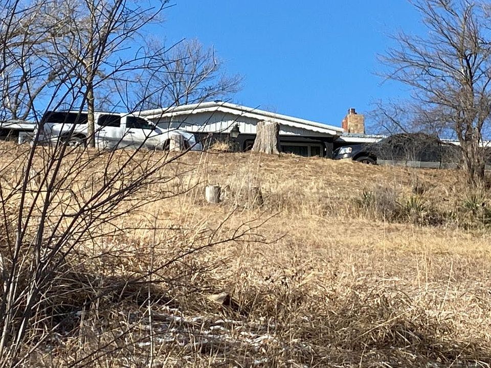 1st image of 18306 Honeysuckle Rd