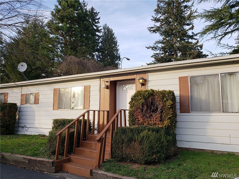 1st image of 800 29th St SE Trailer G1
