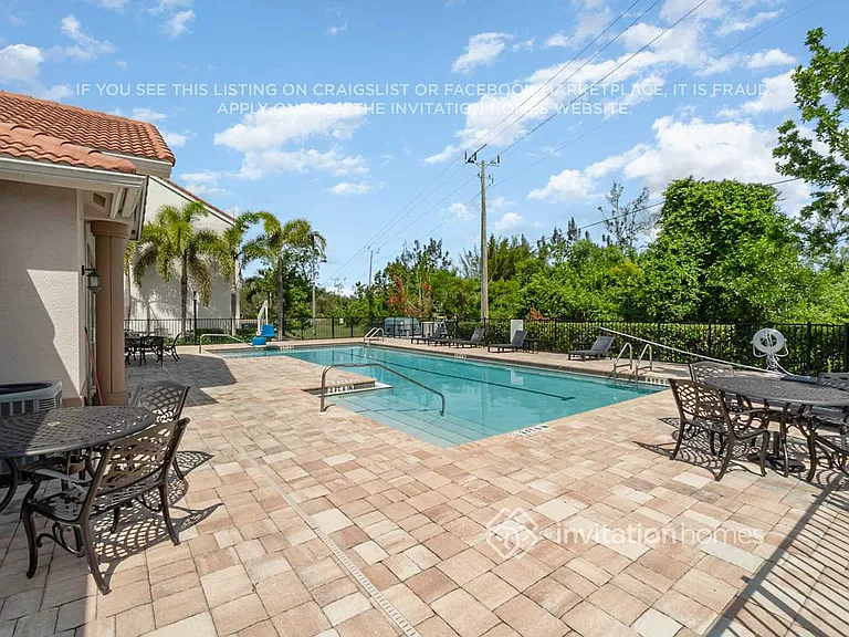 7165 Greenwood Park Cir — Photo 23