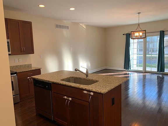 2nd image of 30876 Congressional Ln