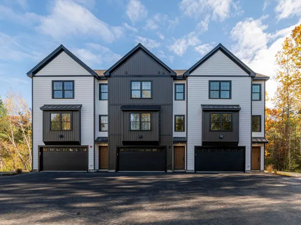 14 C Mohawk Drive, Londonderry, NH 03053