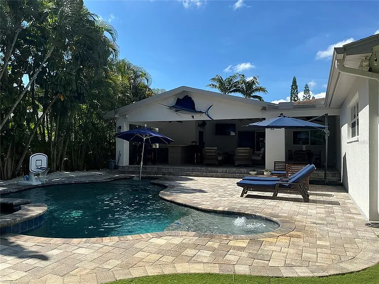 370 Foster Ln — Photo 30