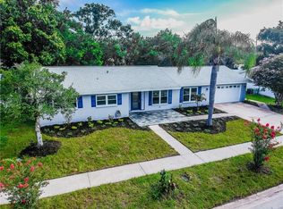 2513 Greenmoor Pl, Tampa, FL 33618