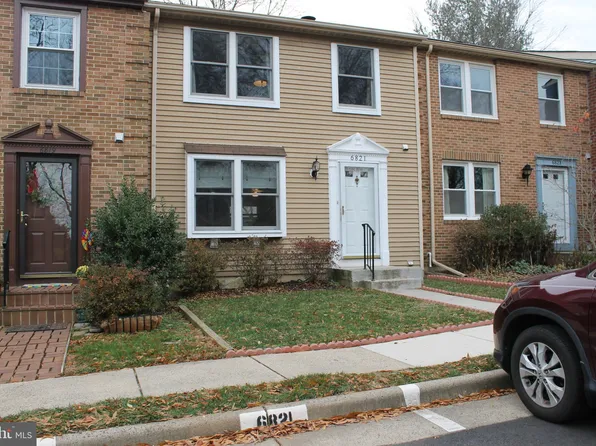 6821 Montivideo Square Ct, Falls Church, VA 22043