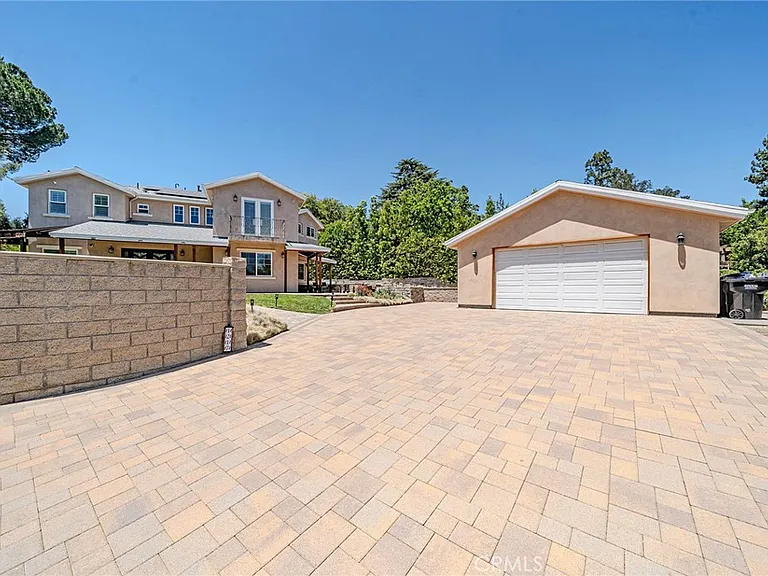 1217 Olive La Canada — Photo 30
