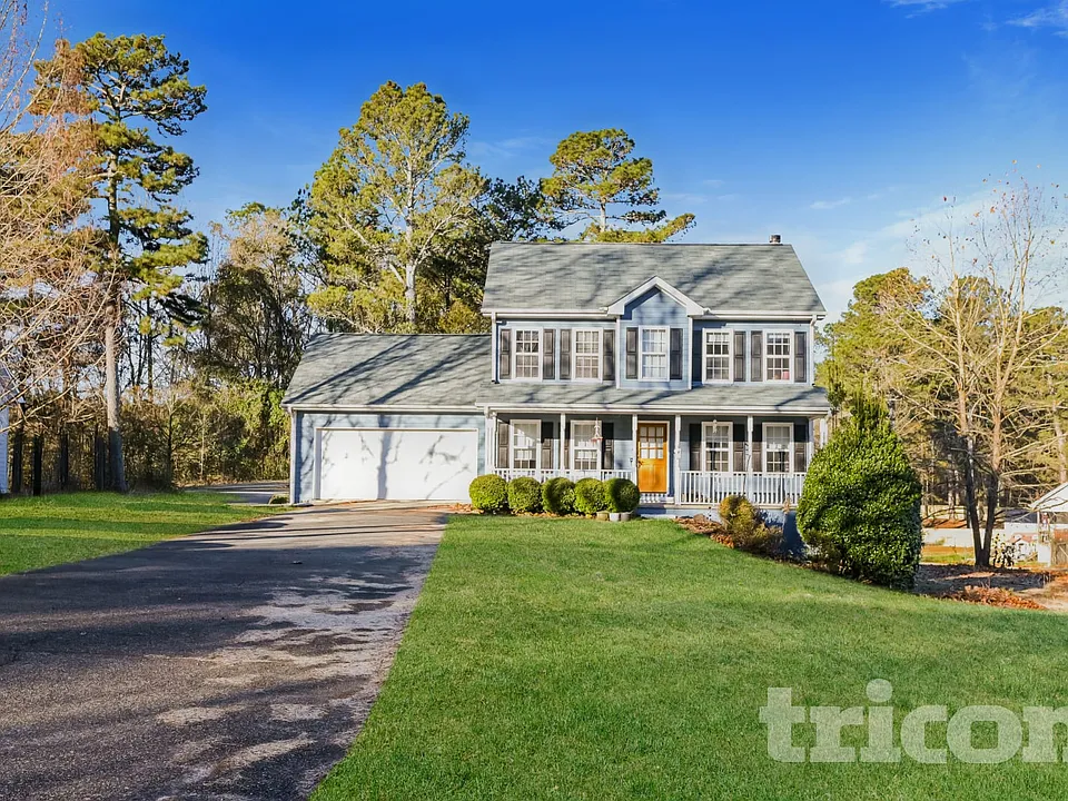 401 Breeze Way
