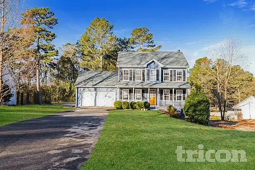 401 Breeze Way Photo 1