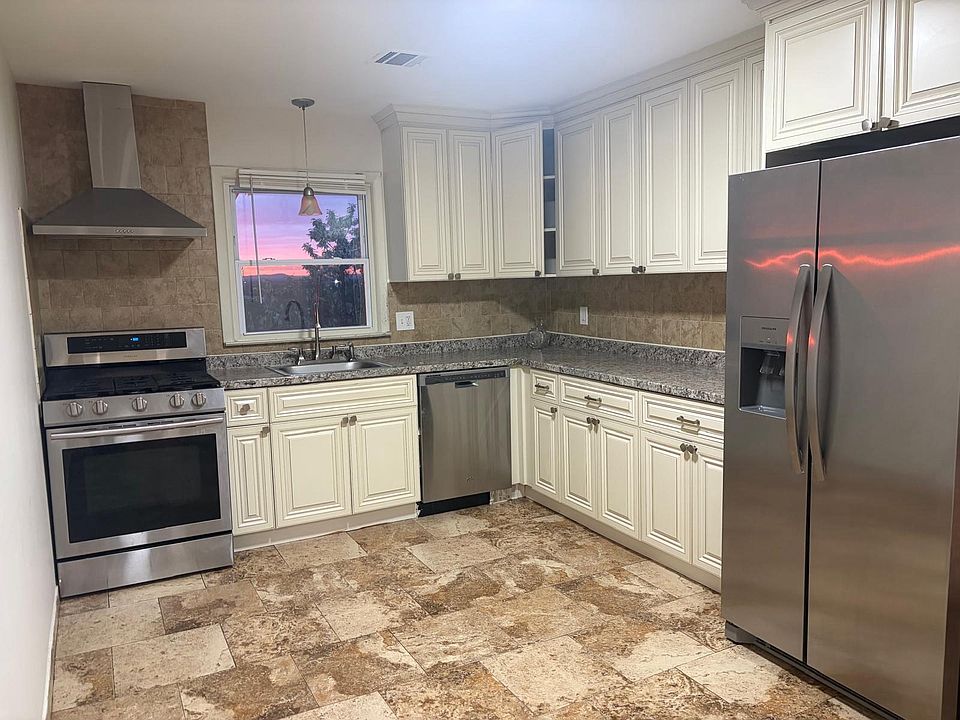 1st image of 9121 Grand Ave Floor 2