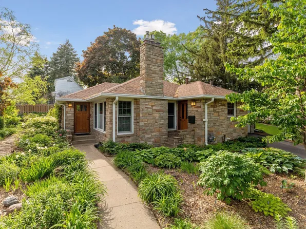 2500 Arthur St NE, Minneapolis, MN 55418