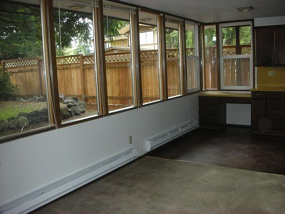 2nd image of 3007 N Highland St APT D1
