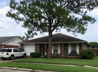 269 Sugarpine Dr, Gretna, LA 70056