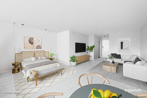 Sold by Triplemint | media 5