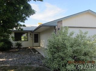 3280 Shadow Ridge Ct, Clifton, CO 81520