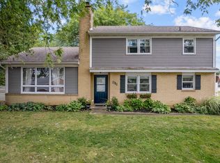 811 Elder Ln, Winona Lake, IN