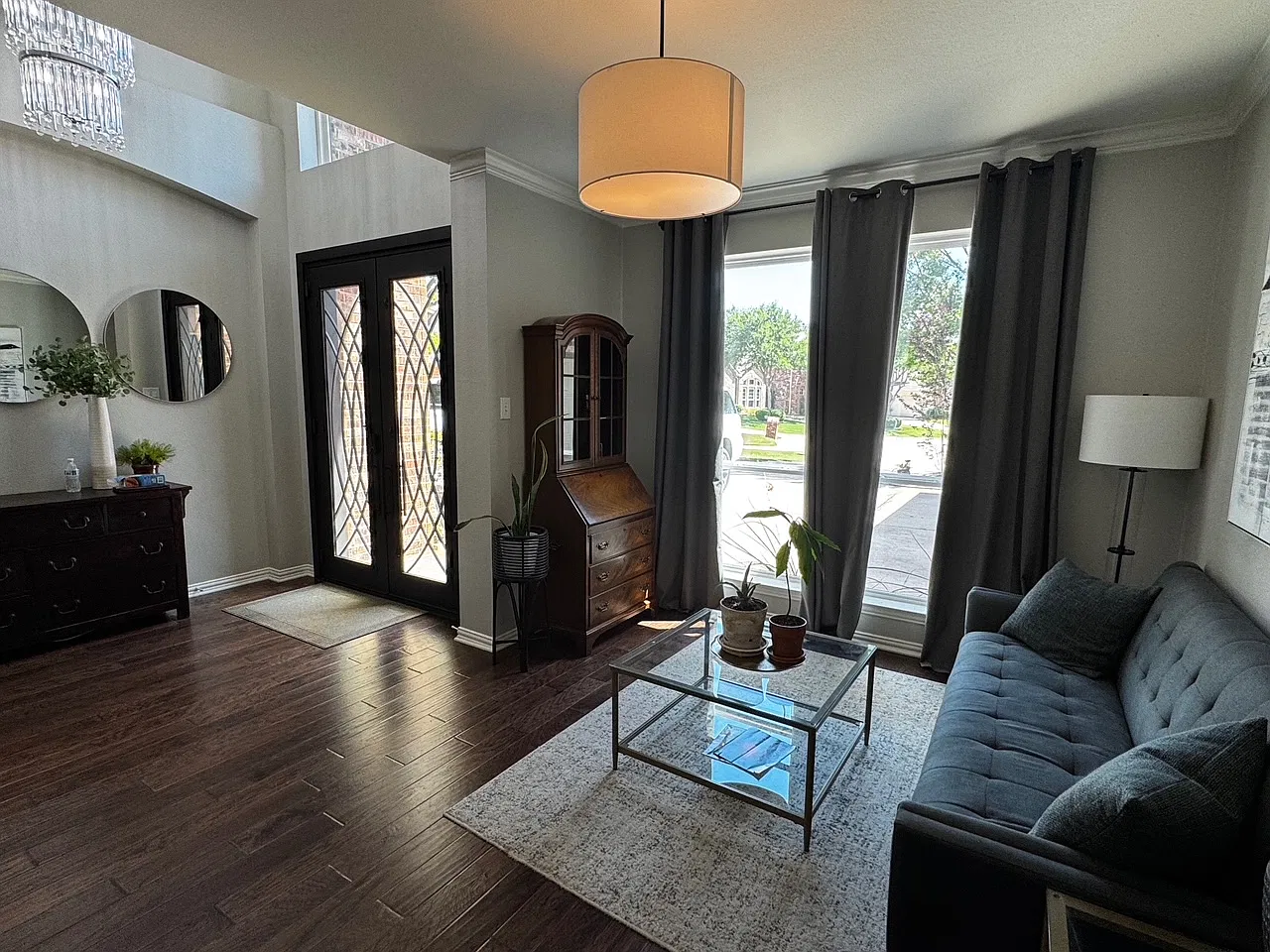4 bed, 3679 sqft, $4,600 — Photo 4