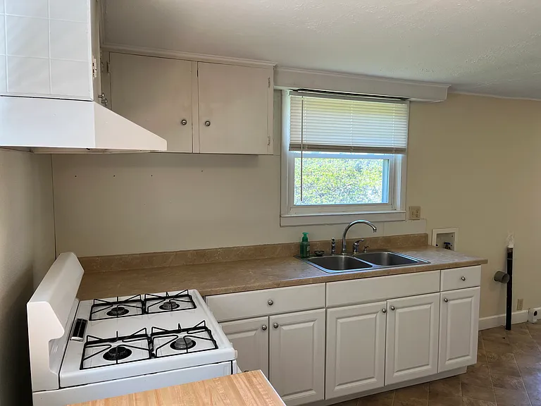 5114 W Ridge Rd #2 — Photo 6