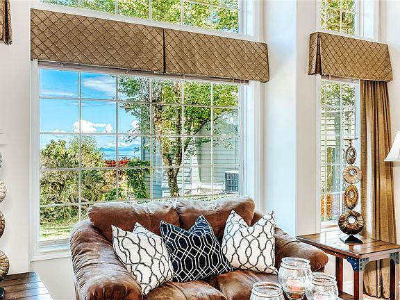 5th image of 5352 Coastview Pl