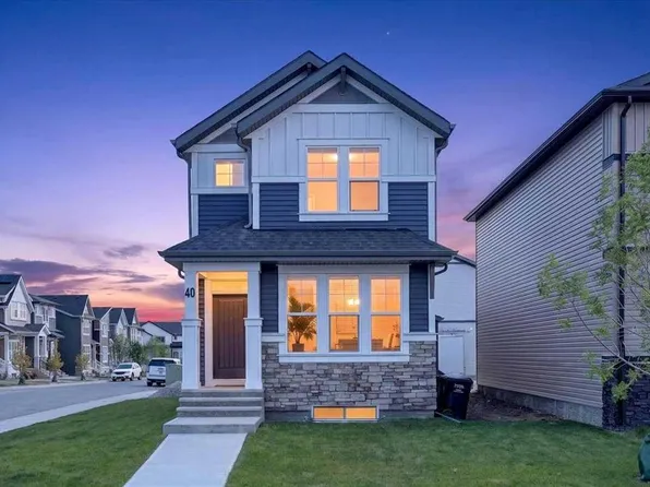 40 W Amblefield Vw NW, Calgary, AB T3P 2B9