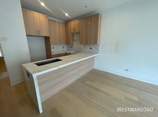2040 W Washington Blvd #1, Chicago, IL 60612