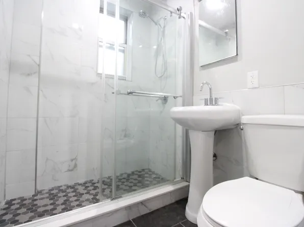 23-19 Steinway Street image 13 of 15