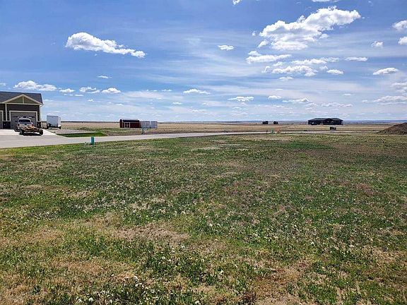 2nd image of 42 Pebble Creek Cv