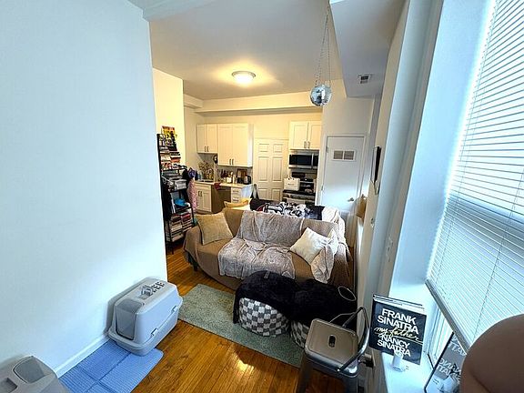 2nd image of 1924 S Throop St APT 5