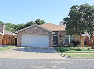 5908 70th St, Lubbock, TX 79424