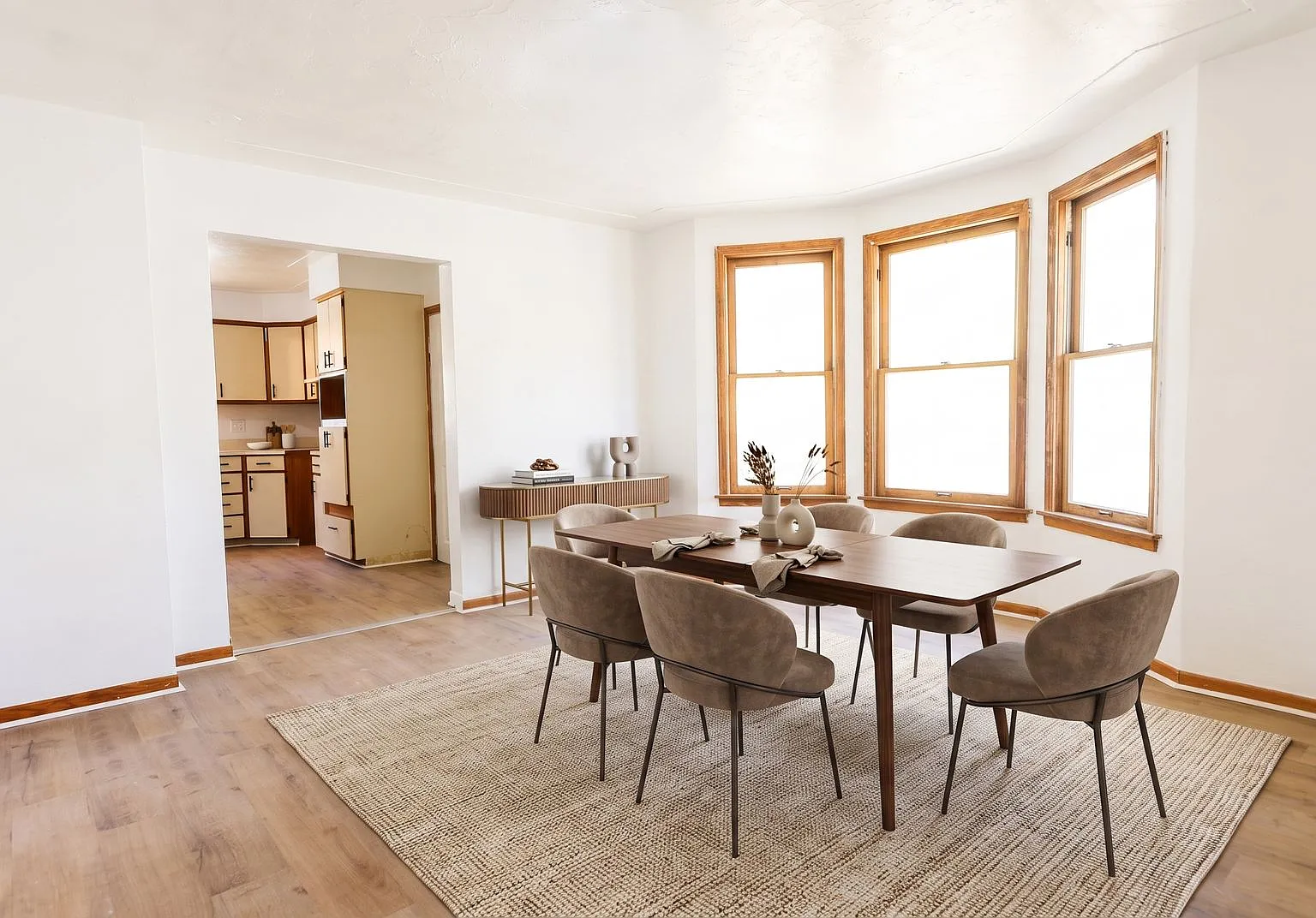 Section 8 and Eden Welcomed! New 4 bed room 2 bath in Lorain! — Photo 4