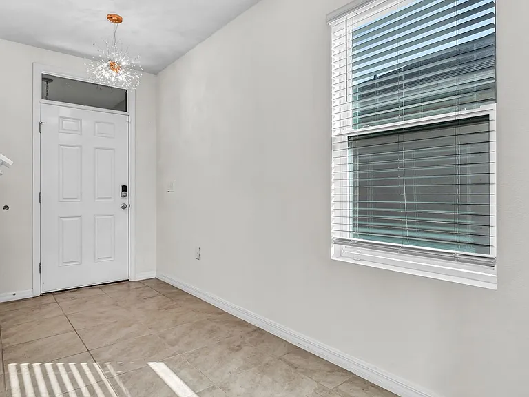 3097 Suncoast Plains Dr — Photo 5