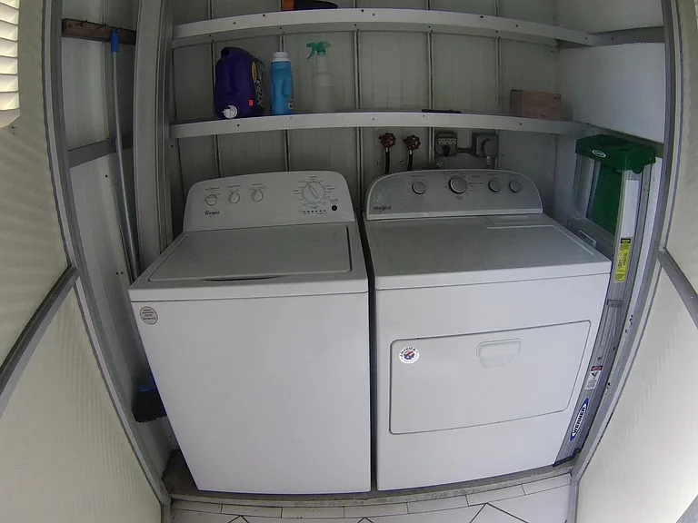 209 Waterford Cir #I — Photo 34