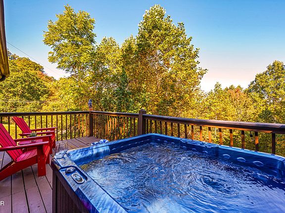 2nd image of 2461 Shady Creek Way