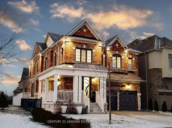 34 Huggins Dr, Whitby, ON L1P 0N4