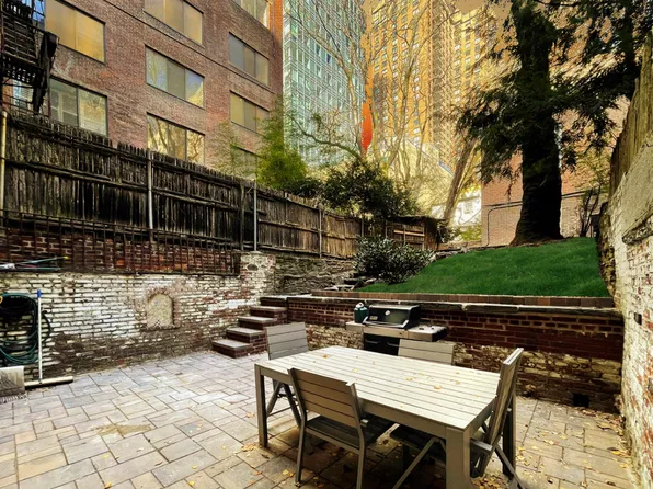 311 East 52nd Street image 1 of 12