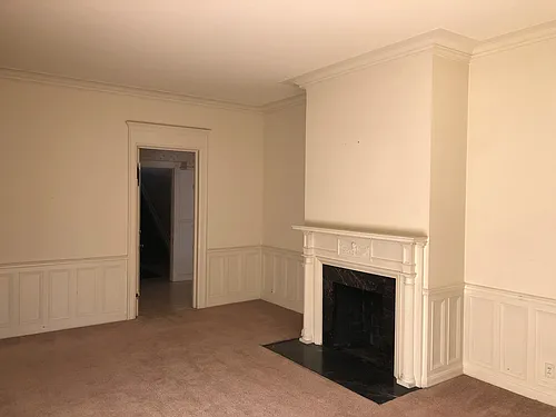 1200 Center Ave #16 Photo 1