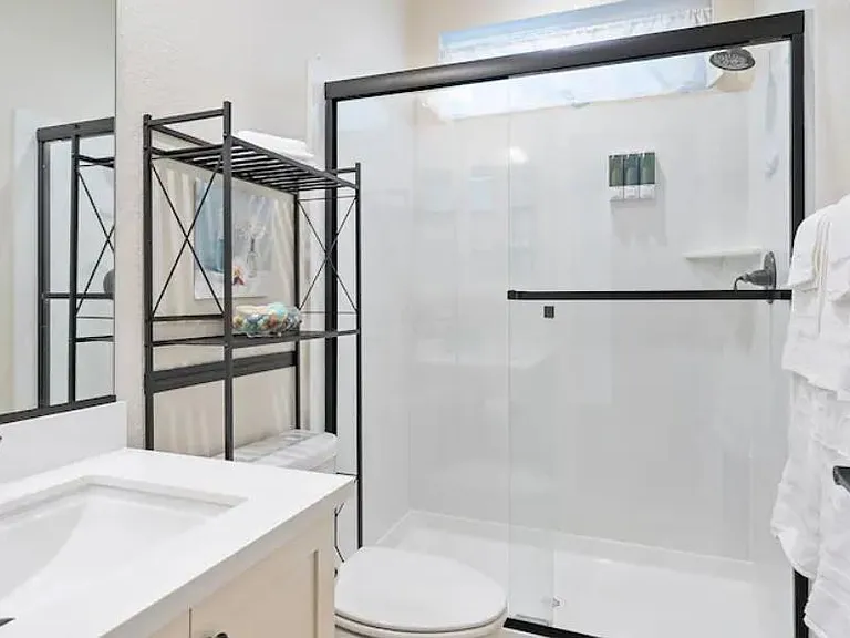 17905 Eastman Ct — Photo 15
