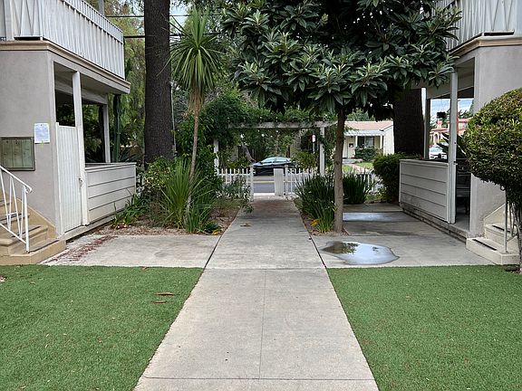 4th image of 5754 Hazeltine Ave APT 2