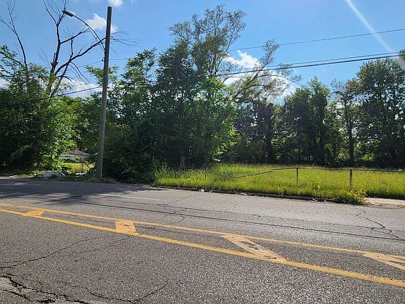 5th image of 8647 Schaefer Hwy
