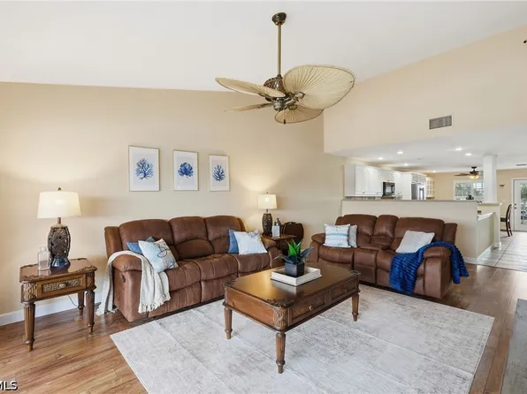 4206 SE 20th Pl APT 105, Cape Coral, FL 33904