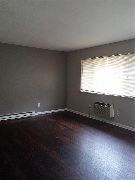 2nd image of 3029 Theresa St APT 3