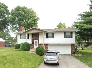 318 Agnes Dr, O'Fallon, IL 62269