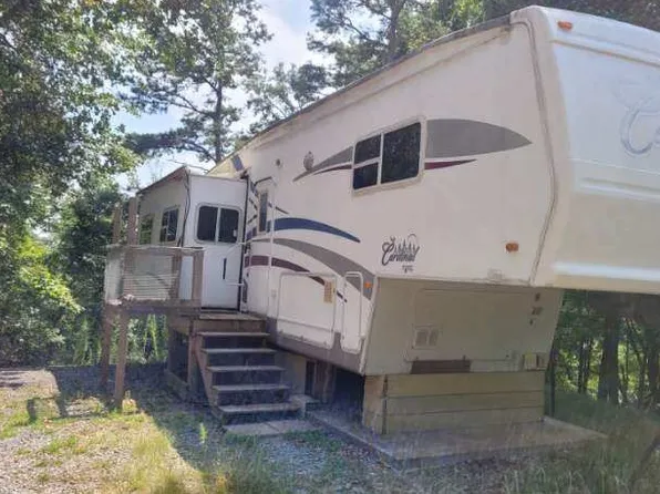 220 7th St, Ellijay, GA 30540