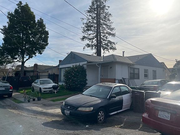 2nd image of 8115 Dowling St